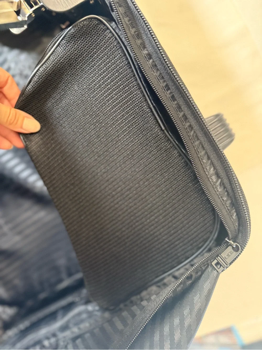 TUMI LARGE Rolling Wheeled Garment Bag Luggage